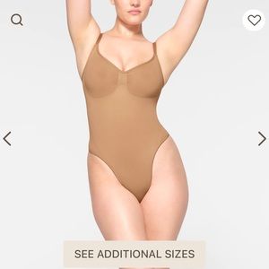 SKIMS  Seamless Sculpt Thong Bodysuit NEW IN BOX